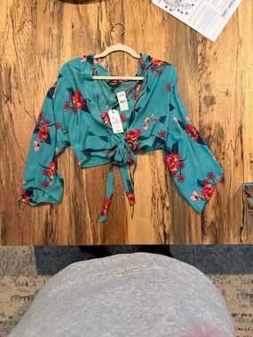 Express Teal Floral Tie-Front Crop Top